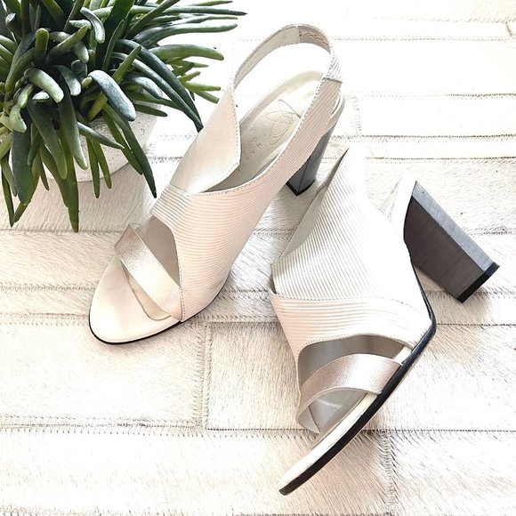 Zero + Maria Cornejo Rena Slingback Sandals - Picture 1 of 12
